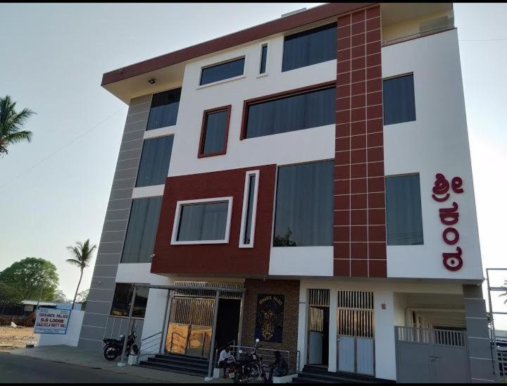 Ss Lodge Devanahalli Dış mekan fotoğraf